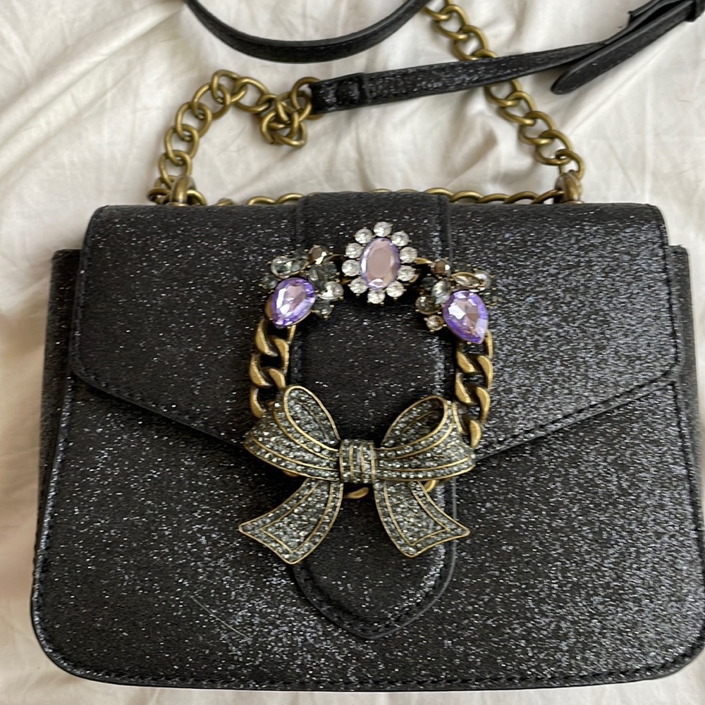 Also Black Purse